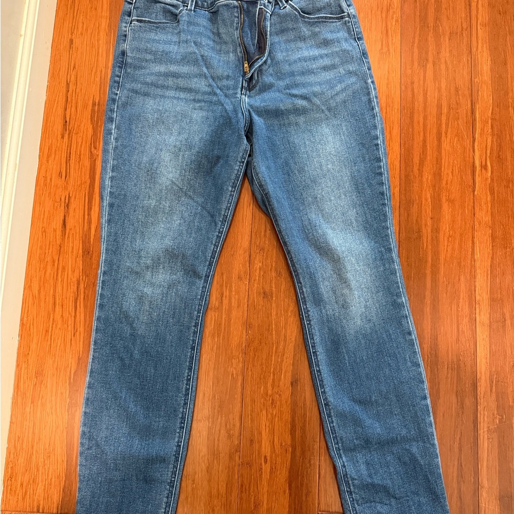 Old Navy High-Rise Straight Blue Jeans